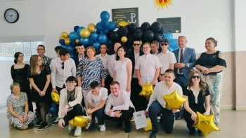 f220b48f-1f40-4376-9b72-4b8efa378302