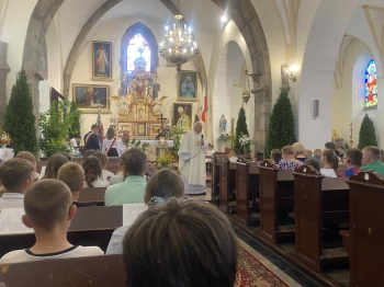 17e442da-be20-45da-be42-39f2e1f33473