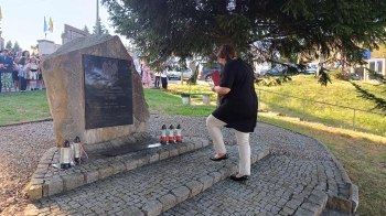 75be2968-5fab-4bb8-83e9-d83bab9dce49