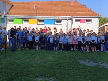 d103e757-c99e-45e9-ab49-91bb53a6cac6