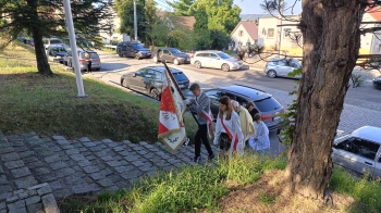 f3a6f90b-66e7-4cf3-b42a-3e8743abe236