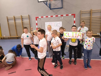 a5ab5240-44b3-4bc9-8b02-4349e90b58c2