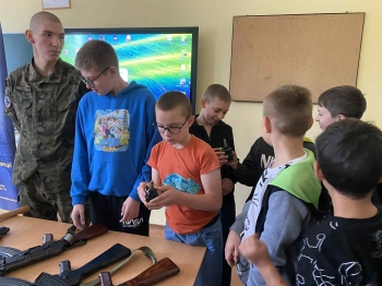 981a24ed-6c66-480c-bdb7-e30e8d63ec65