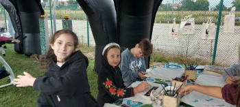 e8c079d6-eb87-4259-ac99-3eab362a511d