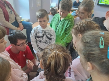 0d46c5c2-b88c-48f3-bcf3-d4de918b144b