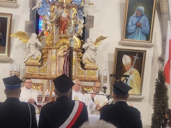 559925615_24758490853807878_4584705498437158710_n