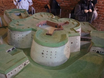 ae32586c-6c8a-44c0-a170-97582938e981