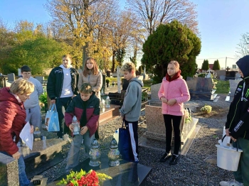 7d0013b2-22eb-43bc-ba92-90515ae289b1