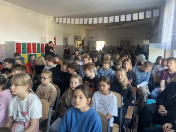 d888d1ce-89fa-4cbf-8b8e-907ccd9b26e3