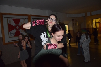 4dc8517c-e50b-4f71-90a6-67a96b809918