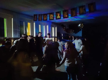 4640a177-9b56-4b6d-b5b6-0d04cfa200e9