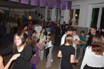 f6d444a9-452c-40bd-a250-f8d36efdbd13