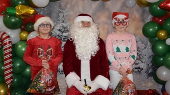 d35eb3e6-75d1-4271-acb2-867669d446d4