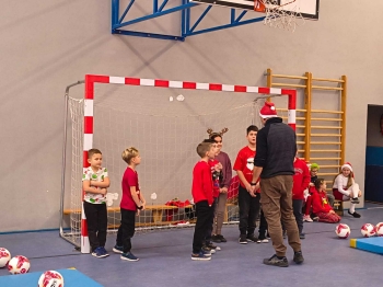 5b6a3d36-a8c3-42a9-a955-6e65414f6db9