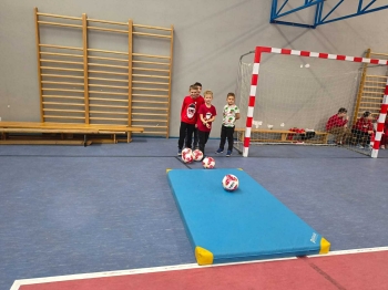 eb34f0b5-9f8e-43eb-b9bb-6394715694dc