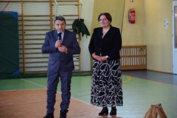 ef8e9d2a-e43f-4847-8aea-9c18ebfc44bd