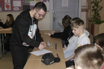 f673afbd-fc1a-4768-858b-4fb74bc51ce6