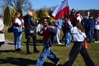 e95b879e-fb03-421e-a3cc-b6d6777522f9