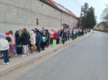 2e013bbe-cd3c-46ef-a06f-1090ab1a3d42