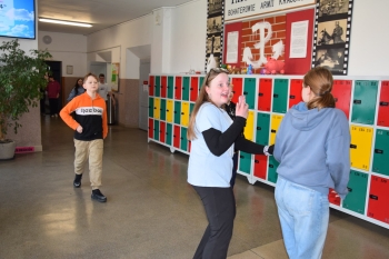 202f1e7b-01b8-4afb-b868-1b833238f33b