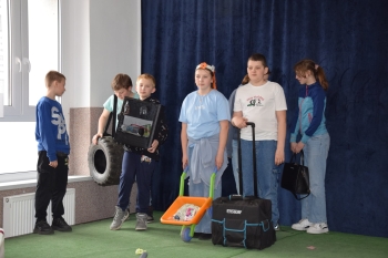 04515376-b30c-403c-b36b-7ece2a6aa1d3