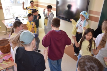 d724a926-7b77-49b1-a458-518220cb86a2