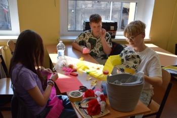 e6afb0f0-63d4-4cce-9c7e-af4e5035f7f1