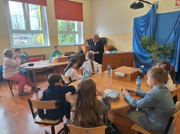 2ba310ea-c072-4c2c-9a7a-6276c316cb4f