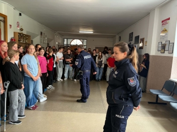 7f2536f8-1a8a-40a7-aaad-6a4923aba36b