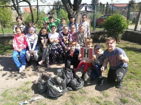 Klasowy projekt Dzień Ziemi.