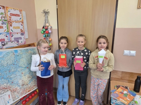 Konkurs biblioteczny ,,Drzewo pełne książek''