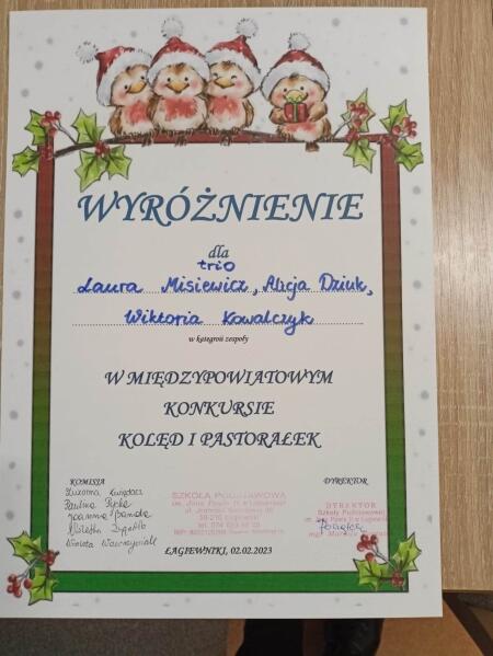 WYRÓŻNIENIE W MIĘDZYPOWIATOWYM KONKURSIE KOLĘD I PASTORAŁEK